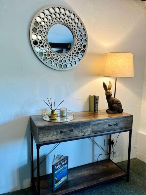 The Old Post Office, Cosy Grade II Listed 2 Bed Apartment Windermere Εξωτερικό φωτογραφία